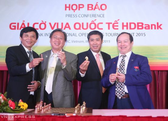 hdbank5-hopbao_03.jpg
