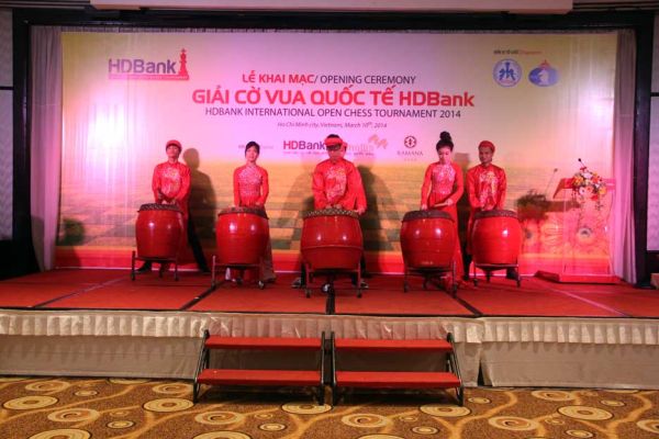 hdbank4_01.jpg
