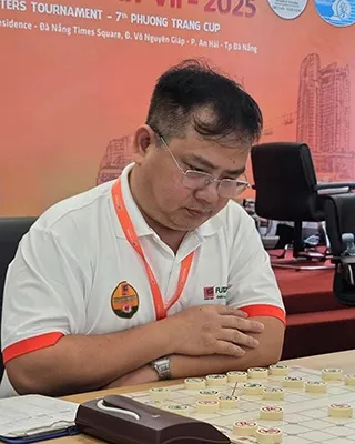 Tôn Thất Nhật Tân