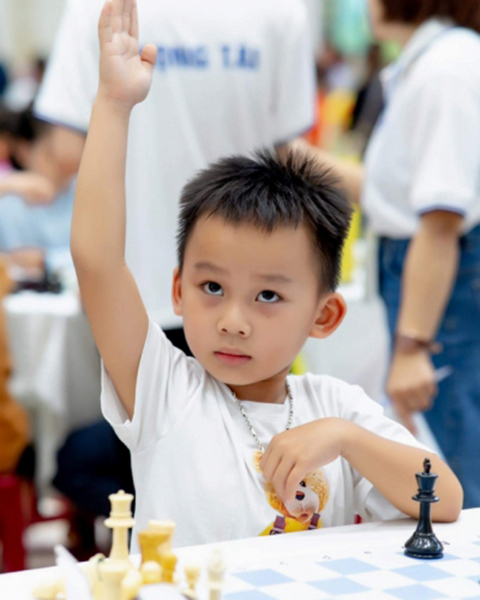 Lê Trương Nam Tú