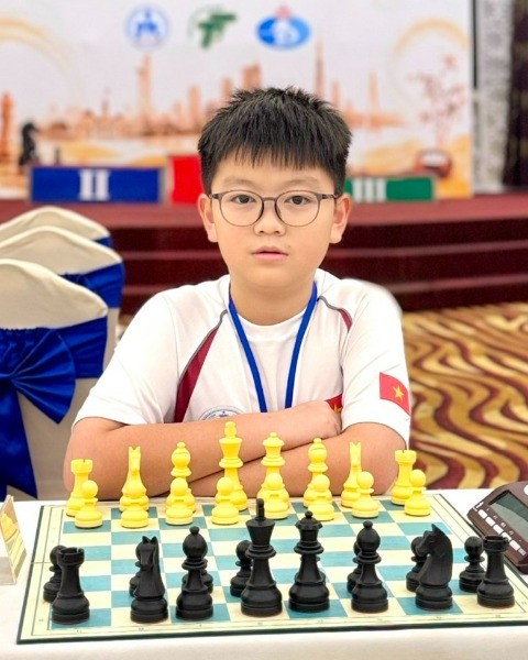 Hoàng Tấn Vinh